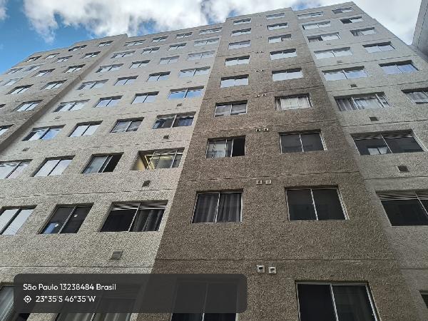 Vende-se em Sao Paulo-SP  apto, 48.06 de área total, 31.42 de área privativa,  2_qto(s), WC, 1_sala(s), cozinha.