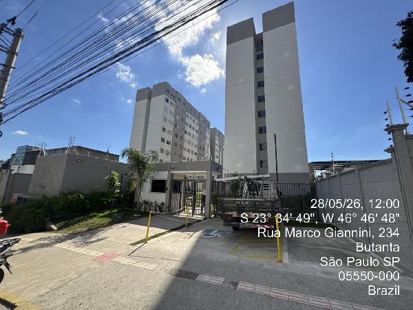 Vende-se em Sao Paulo-SP  apto, 51.15 de área total, 31.66 de área privativa,  2_qto(s), WC, 1_sala(s), cozinha.