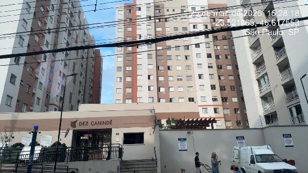 Vende-se em Sao Paulo-SP  apto, 57.67 de área total, 37.92 de área privativa,  2_qto(s), WC, 1_sala(s), cozinha.