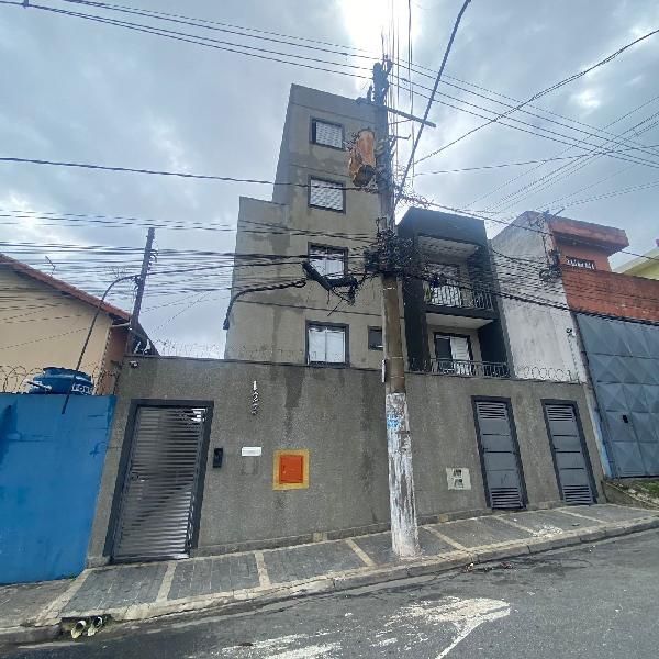 Vende-se em Sao Paulo-SP  apto, 52.15 de área total, 38.63 de área privativa,  2_qto(s), a.serv, WC, 1_sala(s), cozinha.