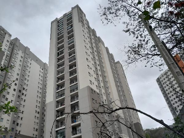 Vende-se em Sao Paulo-SP  apto, 54.12 de área total, 35.58 de área privativa,  1_qto(s), a.serv, WC, 1_sala(s).