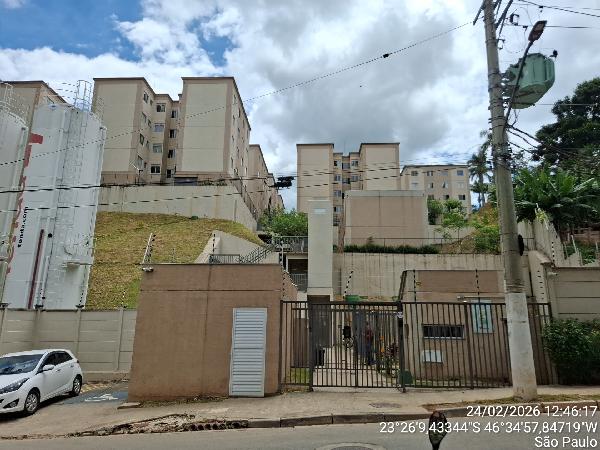 Vende-se em Sao Paulo-SP  apto, 78.07 de área total, 38.69 de área privativa,  1_qto(s), WC, 1_sala(s), cozinha.