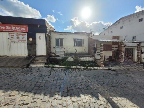 Vende-se em Belo Jardim-PE  Casa, 66.75 de área privativa, 100.00 de área do terreno,  2_qto(s), a.serv, WC, 1_sala(s), cozinha, Terraco.