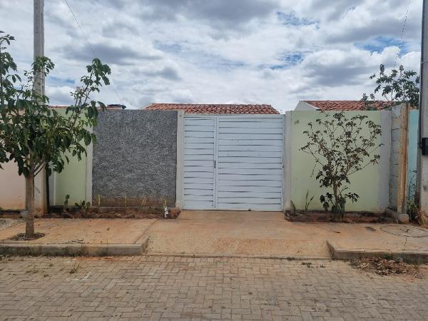 Vende-se em Belo Jardim-PE  Casa, 46.30 de área privativa, 148.20 de área do terreno,  2_qto(s), a.serv, WC, 1_sala(s), cozinha, Terraco.