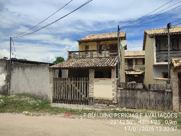 Vende-se em Mage-RJ  Casa, 76.95 de área total, 76.95 de área privativa, 76.95 de área do terreno,  2_qto(s), varanda, a.serv, WC, 1_sala(s), cozinha.
