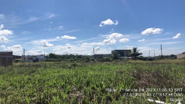 Vende-se em Itaguai-RJ  Casa, 81.90 de área privativa, 180.00 de área do terreno,  2_qto(s), varanda, a.serv, WC, WC Emp, 1_sala(s), 1 lavabo(s), cozinha.