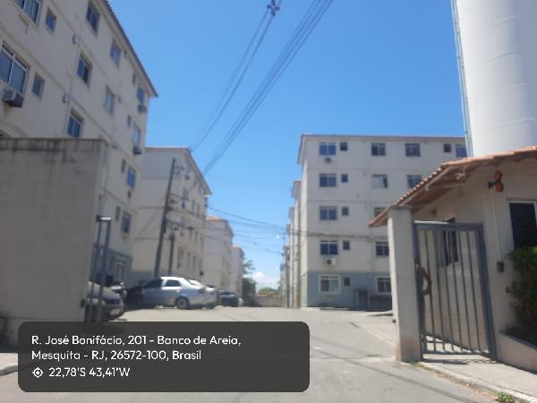 Vende-se em Mesquita-RJ  apto, 42.90 de área total, 42.90 de área privativa,  2_qto(s), WC, 1_sala(s), cozinha, 1_vaga(s) de garagem.