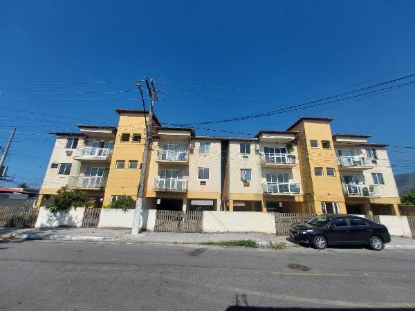 Vende-se em Marica-RJ  apto, 53.82 de área total, 53.82 de área privativa,  2_qto(s), a.serv, WC, 1_sala(s), cozinha.