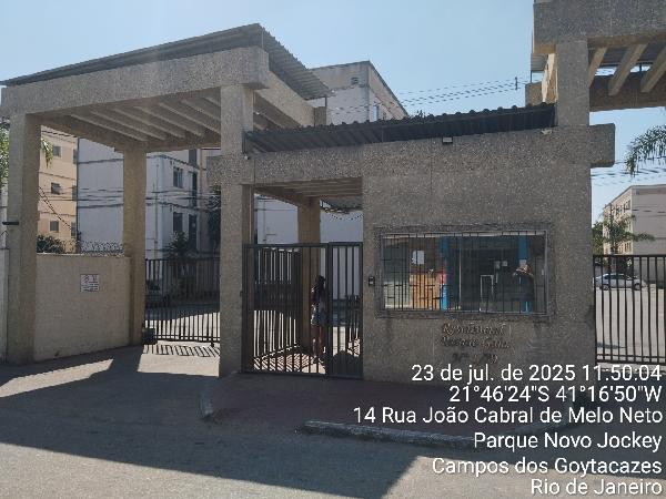 Vende-se em Campos Dos Goytacazes-RJ  apto, 84.33 de área total, 41.85 de área privativa,  2_qto(s), WC, 1_sala(s), cozinha.