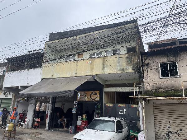 Vende-se em Duque De Caxias-RJ  Casa, 127.22 de área privativa, 196.83 de área do terreno,  3_qto(s), WC, 1_sala(s), cozinha.