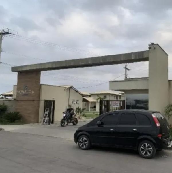 Vende-se em Cabo Frio-RJ  apto, 50.41 de área total, 50.41 de área privativa,  2_qto(s), WC, 1_sala(s), cozinha, 1_vaga(s) de garagem.