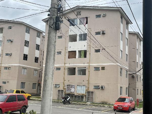 Vende-se em Itaborai-RJ  apto, 43.95 de área total, 43.95 de área privativa,  2_qto(s), WC, 1_sala(s), cozinha, 1_vaga(s) de garagem.