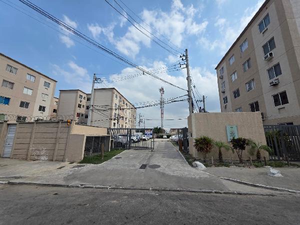 Vende-se em Mesquita-RJ  apto, 40.54 de área total, 40.54 de área privativa,  2_qto(s), a.serv, WC, 1_sala(s), cozinha.
