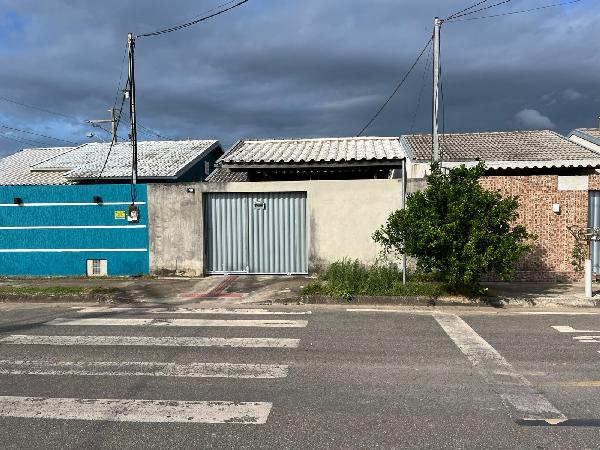 Vende-se em Campos Dos Goytacazes-RJ  Casa, 51.40 de área total, 51.40 de área privativa, 140.00 de área do terreno,  2_qto(s), a.serv, WC, 1_sala(s), cozinha.