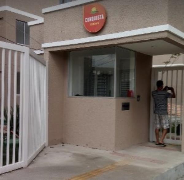 Vende-se em Itaborai-RJ  apto, 43.95 de área total, 43.95 de área privativa,  2_qto(s), WC, 1_sala(s), cozinha, 1_vaga(s) de garagem.