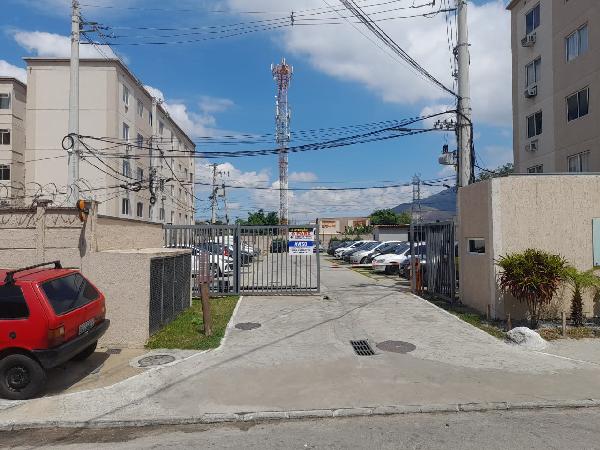 Vende-se em Mesquita-RJ  apto, 40.54 de área total, 40.54 de área privativa,  2_qto(s), WC, 1_sala(s), cozinha.