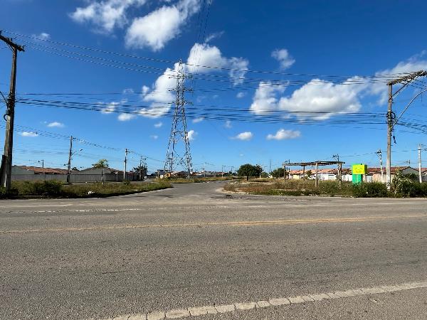 Vende-se em Campos Dos Goytacazes-RJ  Casa, 51.40 de área total, 51.40 de área privativa, 140.00 de área do terreno,  2_qto(s), varanda, a.serv, WC, 1_sala(s), cozinha, 1_vaga(s) de garagem.