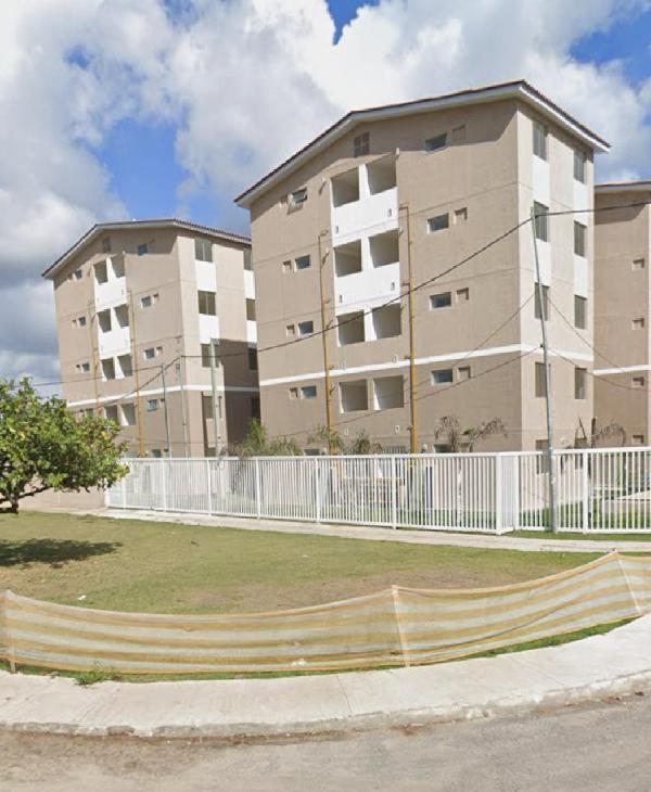 Vende-se em Itaborai-RJ  apto, 88.72 de área total, 43.95 de área privativa,  2_qto(s), a.serv, WC, 1_sala(s), cozinha.