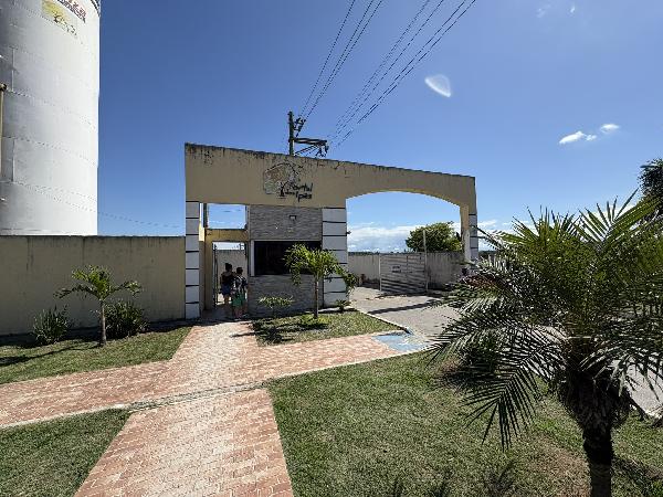 Vende-se em Itaborai-RJ  Casa, 51.60 de área total, 51.60 de área privativa, 150.00 de área do terreno,  2_qto(s), a.serv, WC, 1_sala(s), cozinha.