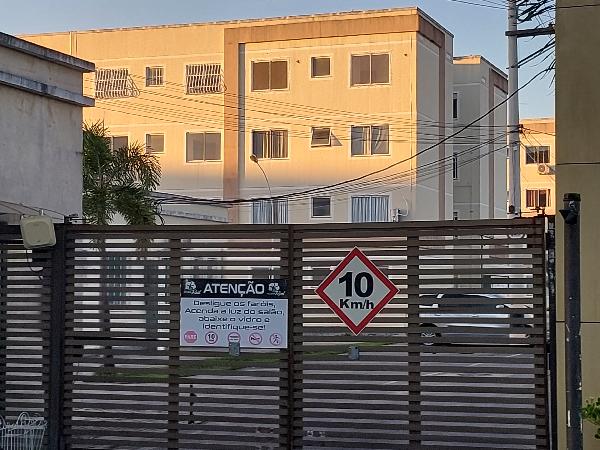 Vende-se em Itaborai-RJ  apto, 40.82 de área total, 40.82 de área privativa,  2_qto(s), WC, 1_sala(s), cozinha, 1_vaga(s) de garagem.