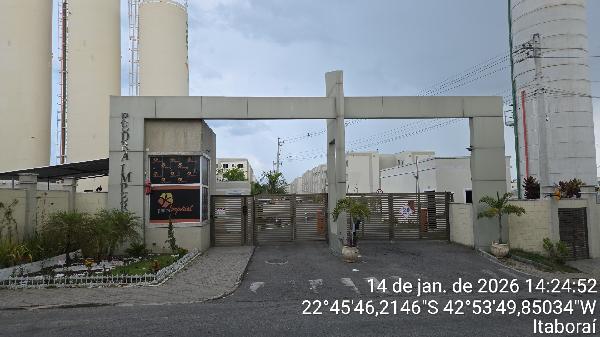 Vende-se em Itaborai-RJ  apto, 85.00 de área total, 40.82 de área privativa,  2_qto(s), WC, 1_sala(s), cozinha, 1_vaga(s) de garagem.