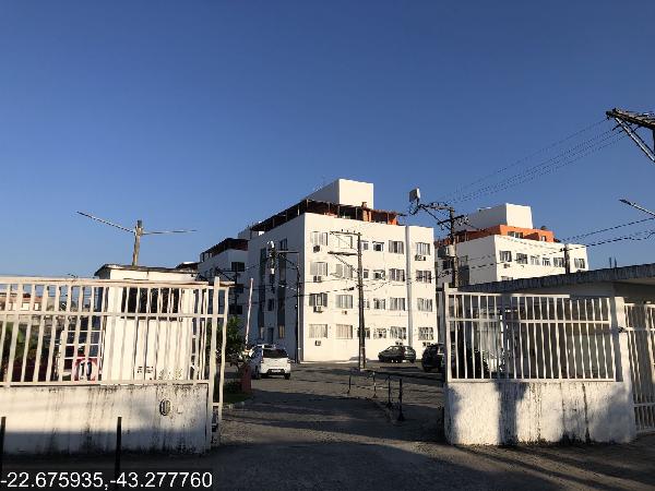 Vende-se em Duque De Caxias-RJ  apto, 92.08 de área privativa,  1_qto(s), 1_vaga(s) de garagem.