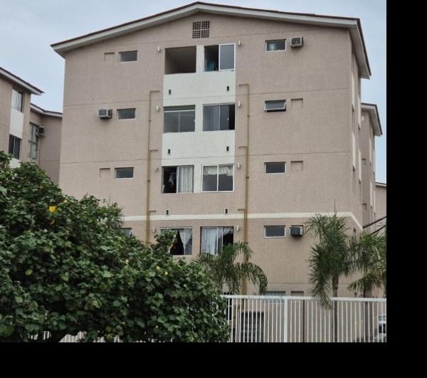 Vende-se em Itaborai-RJ  apto, 88.72 de área total, 43.95 de área privativa,  2_qto(s), WC, 1_sala(s), cozinha.