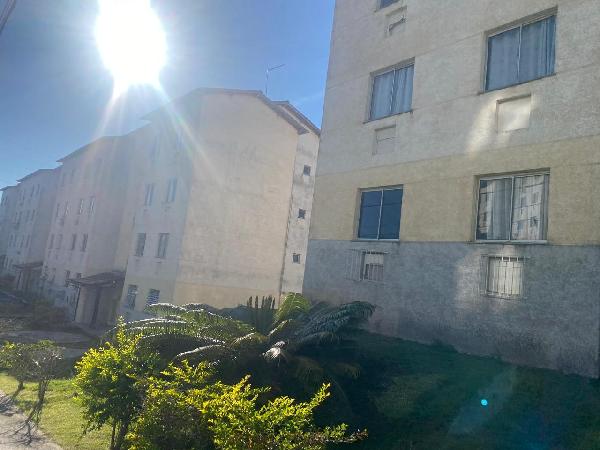 Vende-se em Macae-RJ  apto, 53.31 de área total, 44.99 de área privativa,  2_qto(s), a.serv, WC, 1_sala(s), cozinha, 1_vaga(s) de garagem.