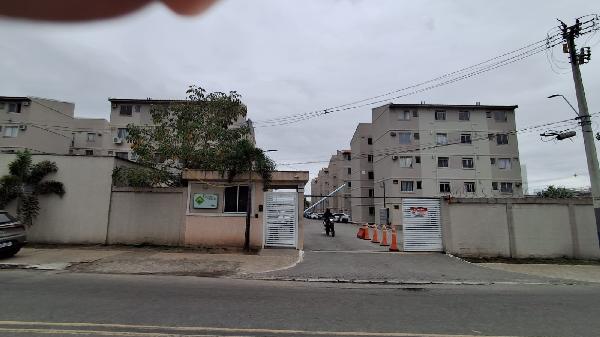 Vende-se em Mesquita-RJ  apto, 42.90 de área total, 42.90 de área privativa,  2_qto(s), WC, 1_sala(s), cozinha.