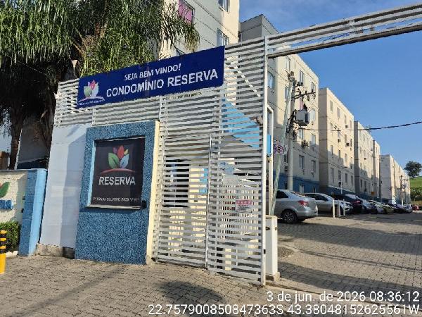 Vende-se em Belford Roxo-RJ  apto, 87.18 de área total, 45.00 de área privativa,  2_qto(s), WC, 1_sala(s), cozinha, 1_vaga(s) de garagem.