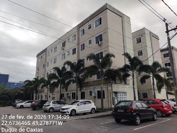 Vende-se em Duque De Caxias-RJ  apto, 43.20 de área total, 43.20 de área privativa,  2_qto(s), WC, 1_sala(s), cozinha, 1_vaga(s) de garagem.