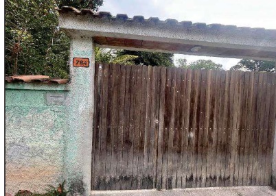 Vende-se em Mage-RJ  Casa, 198.24 de área privativa, 849.00 de área do terreno,  3_qto(s), varanda, a.serv, WC, WC Emp, 2_sala(s), cozinha, 2_vaga(s) de garagem.