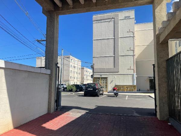 Vende-se em Campos Dos Goytacazes-RJ  apto, 74.44 de área total, 41.85 de área privativa,  2_qto(s), a.serv, WC, 1_sala(s), cozinha, 1_vaga(s) de garagem.