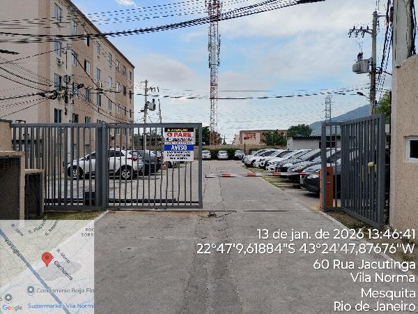 Vende-se em Mesquita-RJ  apto, 40.54 de área total, 40.54 de área privativa,  2_qto(s), WC, 1_sala(s), cozinha.