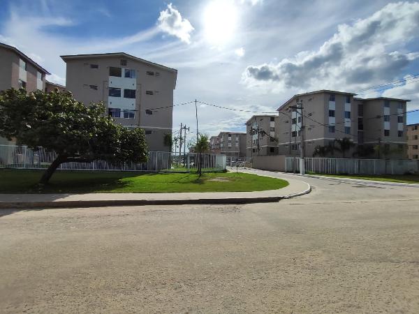 Vende-se em Itaborai-RJ  apto, 88.72 de área total, 43.95 de área privativa,  2_qto(s), a.serv, 1_sala(s), cozinha.
