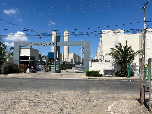 Vende-se em Campos Dos Goytacazes-RJ  apto, 85.65 de área total, 41.85 de área privativa,  2_qto(s), a.serv, WC, 1_sala(s), cozinha, 1_vaga(s) de garagem.