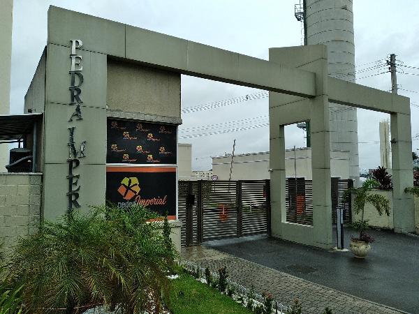 Vende-se em Itaborai-RJ  apto, 48.58 de área total, 40.82 de área privativa,  2_qto(s), WC, 1_sala(s), cozinha, 1_vaga(s) de garagem.