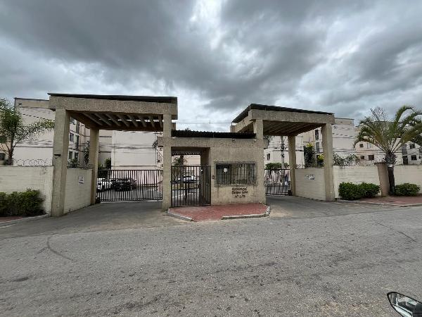 Vende-se em Campos Dos Goytacazes-RJ  apto, 70.03 de área total, 41.85 de área privativa,  2_qto(s), a.serv, WC, 1_sala(s), cozinha, 1_vaga(s) de garagem.