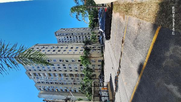 Vende-se em Duque De Caxias-RJ  apto, 86.64 de área total, 43.80 de área privativa,  2_qto(s), a.serv, WC, 1_sala(s), cozinha, 1_vaga(s) de garagem.