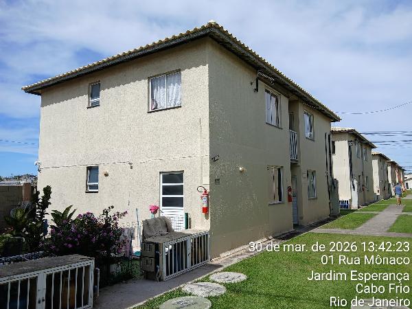 Vende-se em Cabo Frio-RJ  apto, 50.41 de área total, 50.40 de área privativa,  2_qto(s), WC, 1_sala(s), cozinha, 1_vaga(s) de garagem.