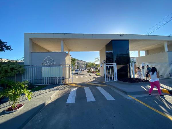 Vende-se em Itaborai-RJ  apto, 84.71 de área total, 48.80 de área privativa,  2_qto(s), WC, 1_sala(s), cozinha, 1_vaga(s) de garagem.