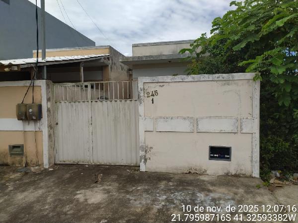 Vende-se em Campos Dos Goytacazes-RJ  Casa, 48.06 de área total, 48.06 de área privativa, 200.00 de área do terreno,  1_qto(s), a.serv, WC, 1_sala(s), cozinha, 1_vaga(s) de garagem.