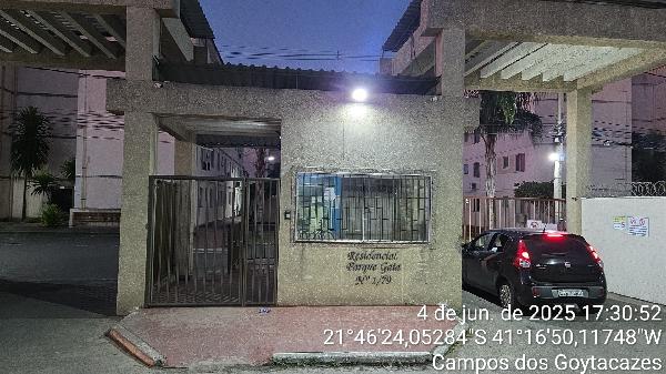 Vende-se em Campos Dos Goytacazes-RJ  apto, 70.03 de área total, 41.85 de área privativa,  2_qto(s), WC, 1_sala(s), cozinha, 1_vaga(s) de garagem.
