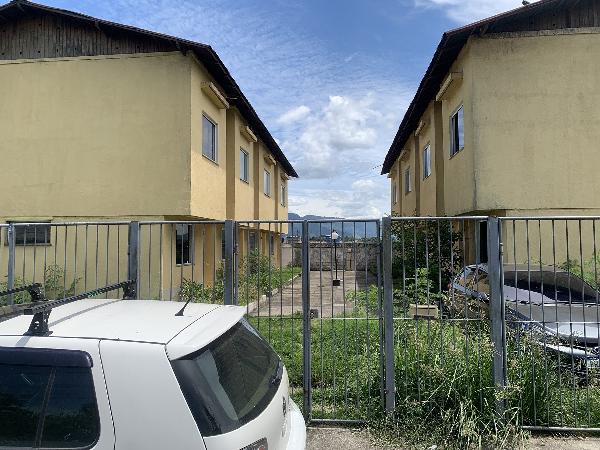 Vende-se em Itaguai-RJ  Casa, 89.39 de área total, 89.39 de área privativa, 728.00 de área do terreno,  2_qto(s), a.serv, WC, 1_sala(s), 1 lavabo(s), cozinha.