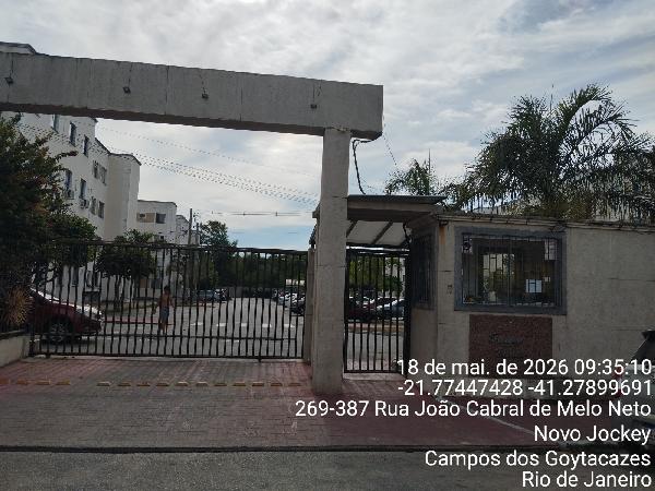 Vende-se em Campos Dos Goytacazes-RJ  apto, 65.79 de área total, 47.64 de área privativa,  2_qto(s), WC, 1_sala(s), cozinha, 1_vaga(s) de garagem.