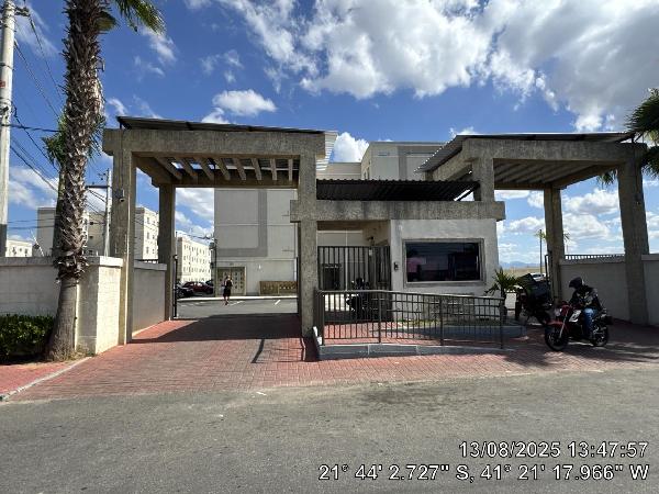 Vende-se em Campos Dos Goytacazes-RJ  apto, 86.94 de área total, 41.85 de área privativa,  2_qto(s), WC, 1_sala(s), cozinha, 1_vaga(s) de garagem.