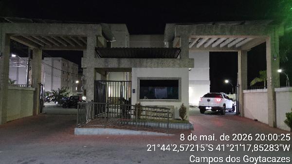 Vende-se em Campos Dos Goytacazes-RJ  apto, 74.44 de área total, 41.85 de área privativa,  2_qto(s), WC, 1_sala(s), cozinha.