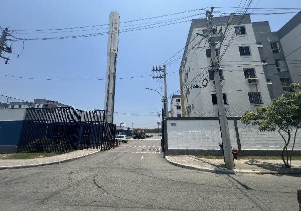 Vende-se em Duque De Caxias-RJ  apto, 55.21 de área total, 47.19 de área privativa,  2_qto(s), a.serv, WC, 1_sala(s), cozinha, 1_vaga(s) de garagem.