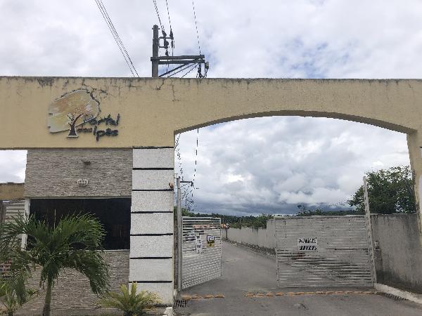 Vende-se em Itaborai-RJ  Casa, 51.60 de área total, 51.60 de área privativa, 232.24 de área do terreno,  2_qto(s), varanda, a.serv, WC, 1_sala(s), cozinha.