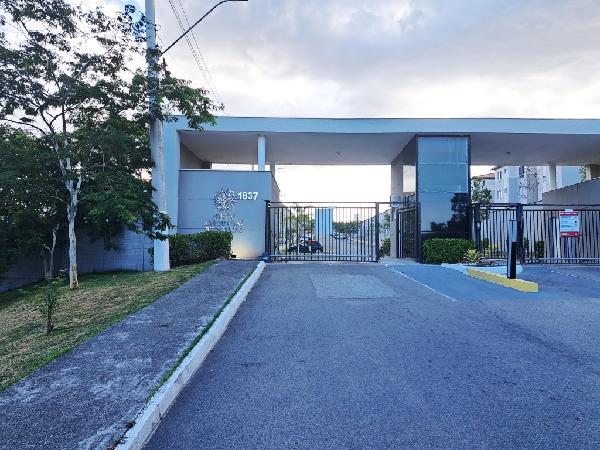 Vende-se em Itaborai-RJ  apto, 48.80 de área privativa,  2_qto(s), WC, 1_sala(s), cozinha, 1_vaga(s) de garagem.